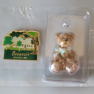 VTG-Pinnacle Beauvoir,Biloxi,MS&Boyd's bears&Friends refri magnets-2 pcs.